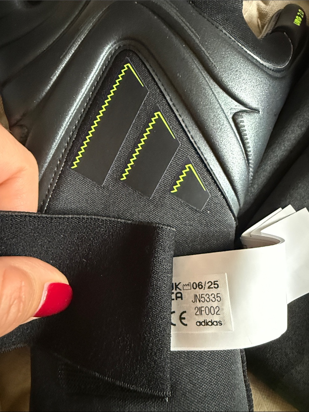 Adidas COPA PRO GOALKEEPER
GLOVES - Picture 9 of 10